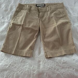 Abercrombie & Fitch Tan Bermuda Shorts Classic Design